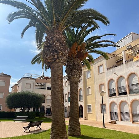 Torrevieja 2 Bedrooms Appartment Eksteriør bilde