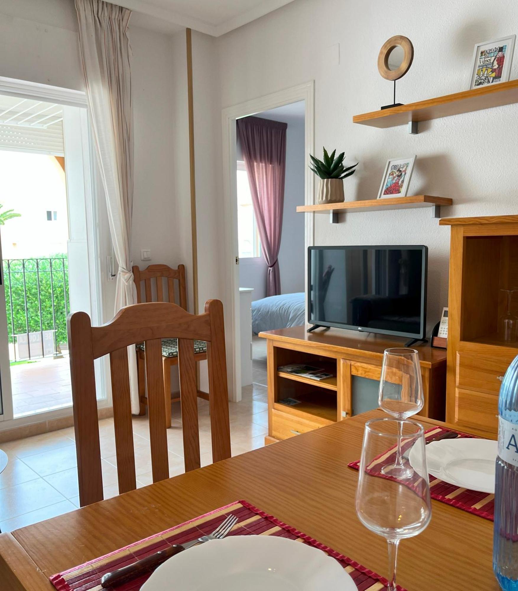 Torrevieja 2 Bedrooms Appartment Eksteriør bilde
